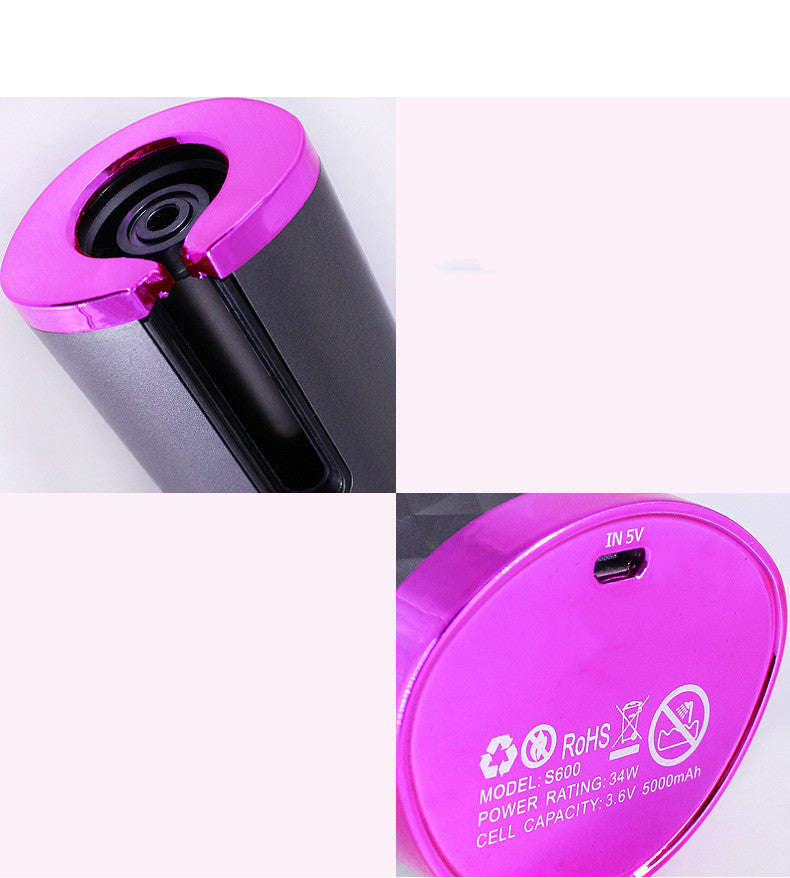 Rizador de pelo recargándose mediante cable USB